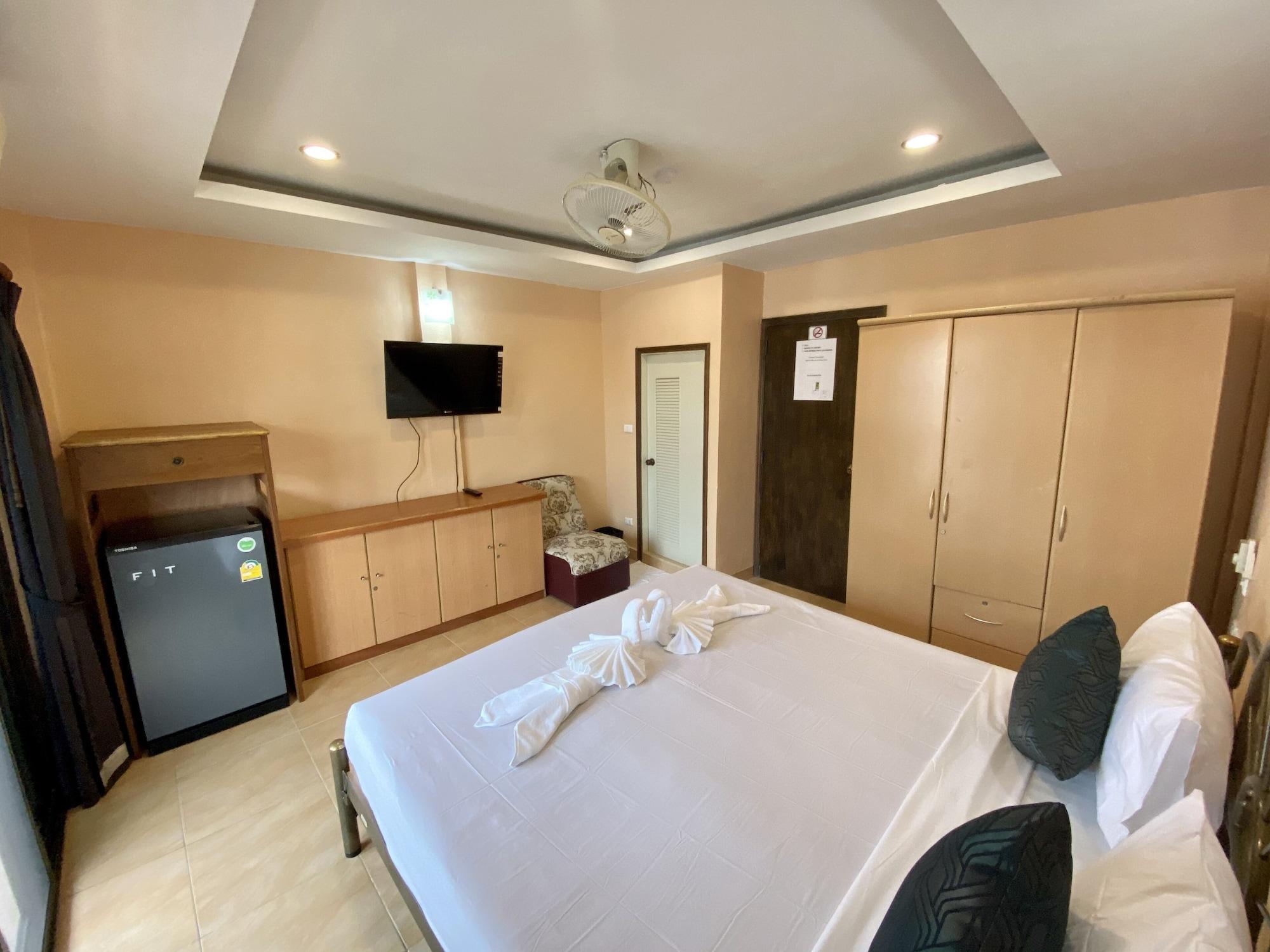 Star Guesthouse Patong Bagian luar foto